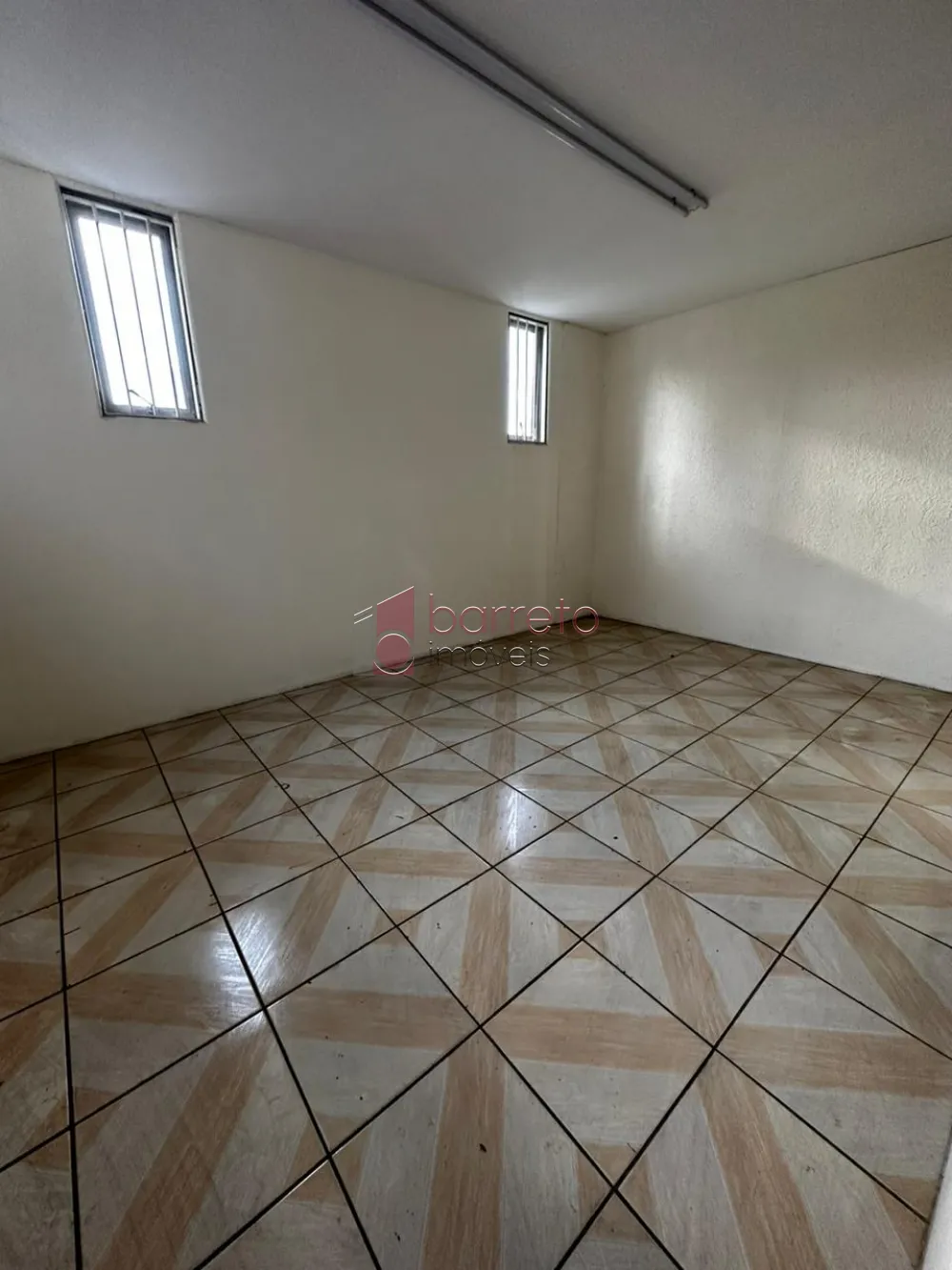 PRÉDIO COMERCIAL PARA LOCAÇÃO NO CENTRO – JUNDIAÍ/SP