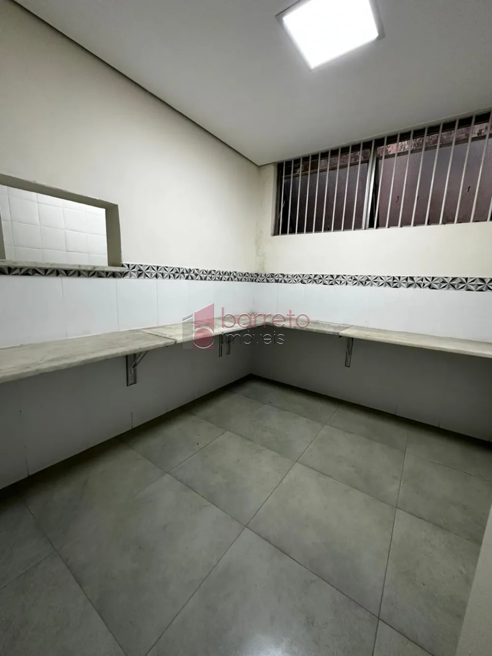 PRÉDIO COMERCIAL PARA LOCAÇÃO NO CENTRO – JUNDIAÍ/SP