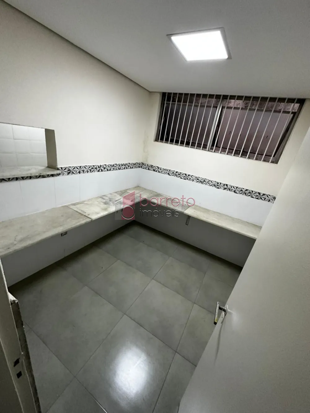 PRÉDIO COMERCIAL PARA LOCAÇÃO NO CENTRO – JUNDIAÍ/SP