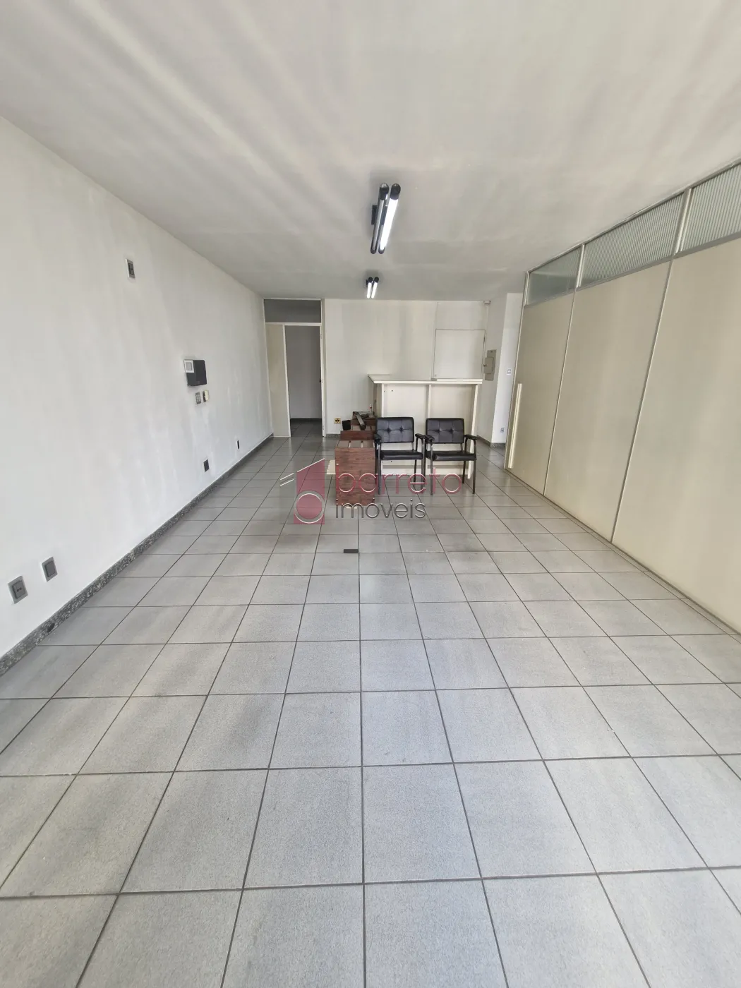 SALA COMERCIAL PARA LOCAÇÃO NO CENTRO – JUNDIAÍ/SP