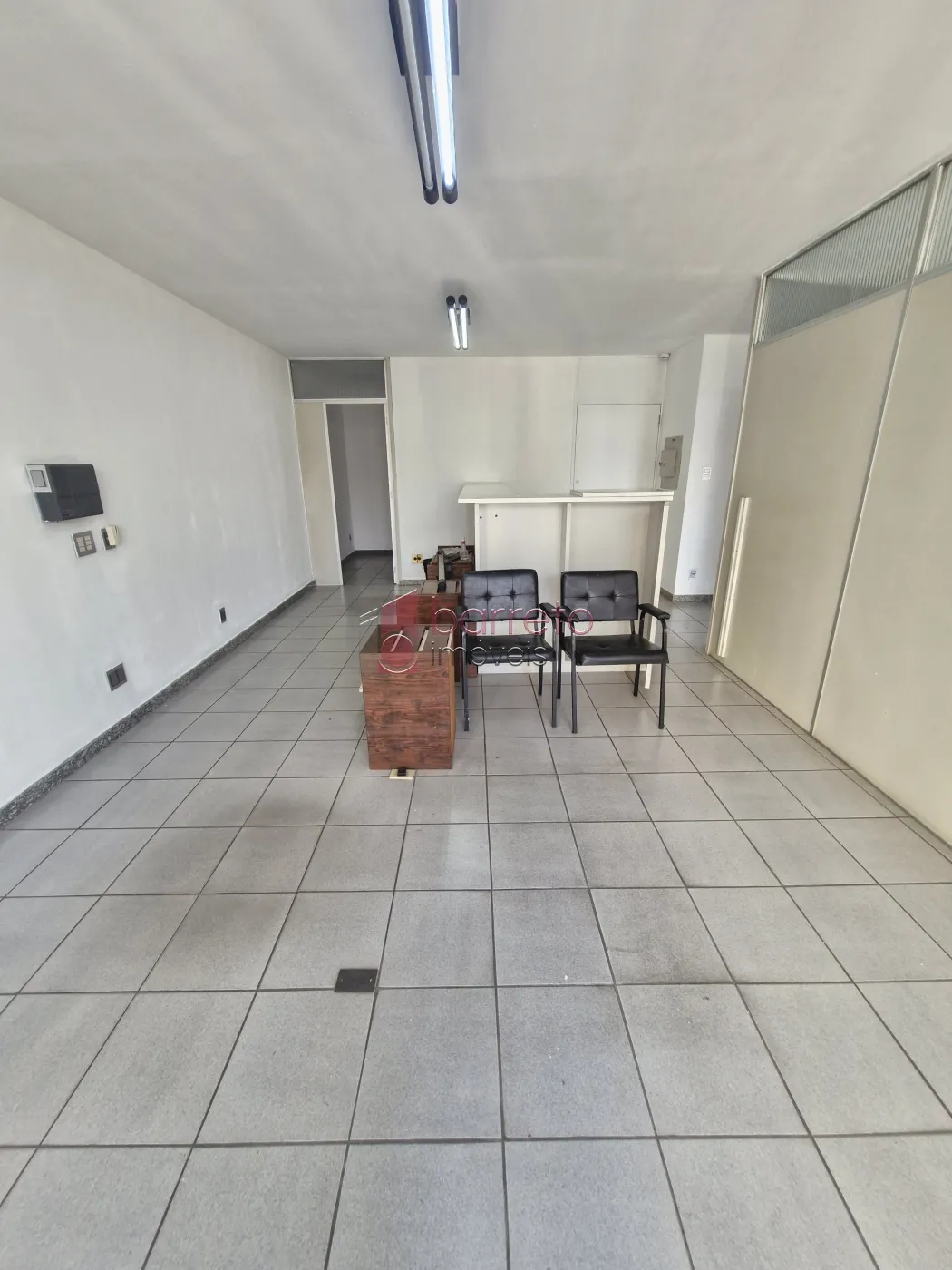 SALA COMERCIAL PARA LOCAÇÃO NO CENTRO – JUNDIAÍ/SP