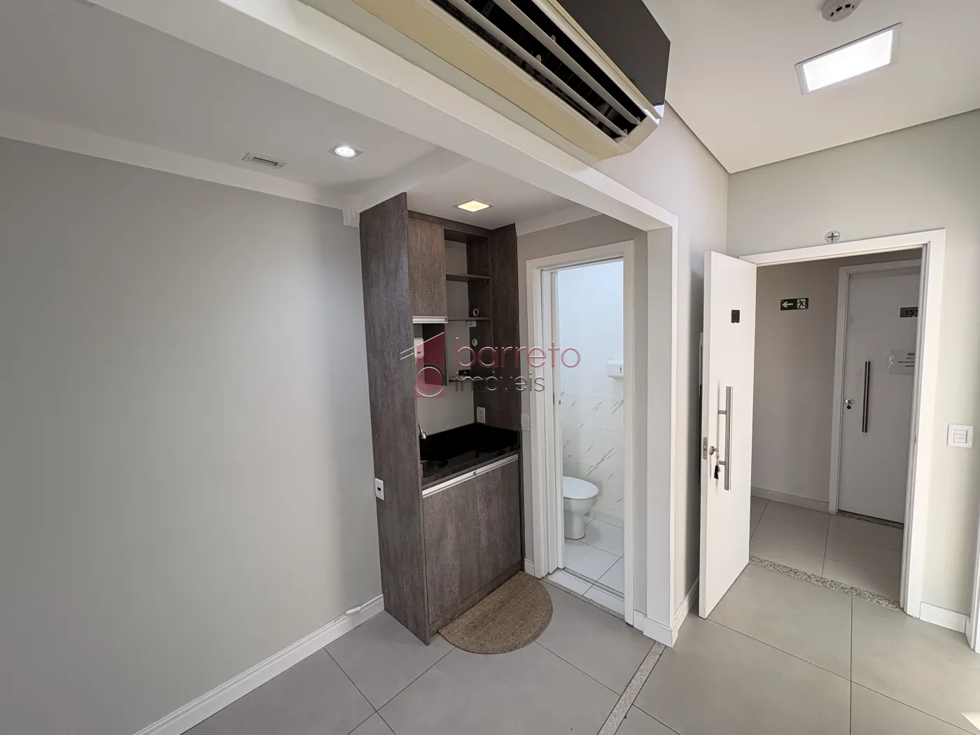 SALA COMERCIAL PARA LOCAÇÃO NO GOLDEN OFFICE – JUNDIAÍ/SP