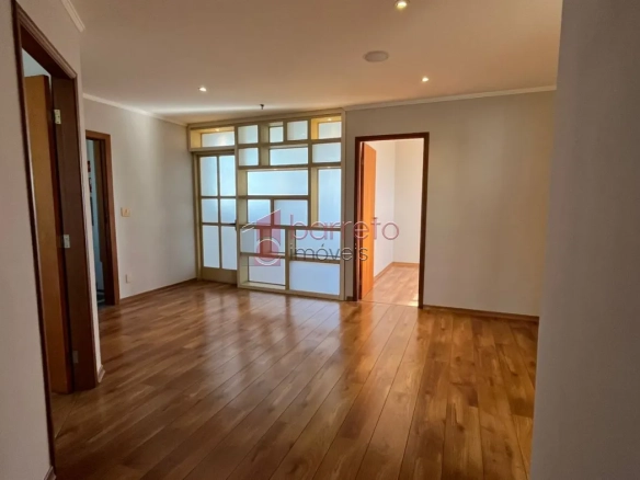 SALA COMERCIAL PARA VENDA E LOCAÇÃO NO EDIFÍCIO CAPRI – JUNDIAÍ/SP