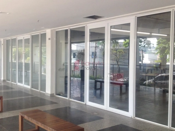 SALA/LOJA TÉRREA À VENDA NO CONDOMÍNIO GOLDEN OFFICE EM JUNDIAÍ/SP