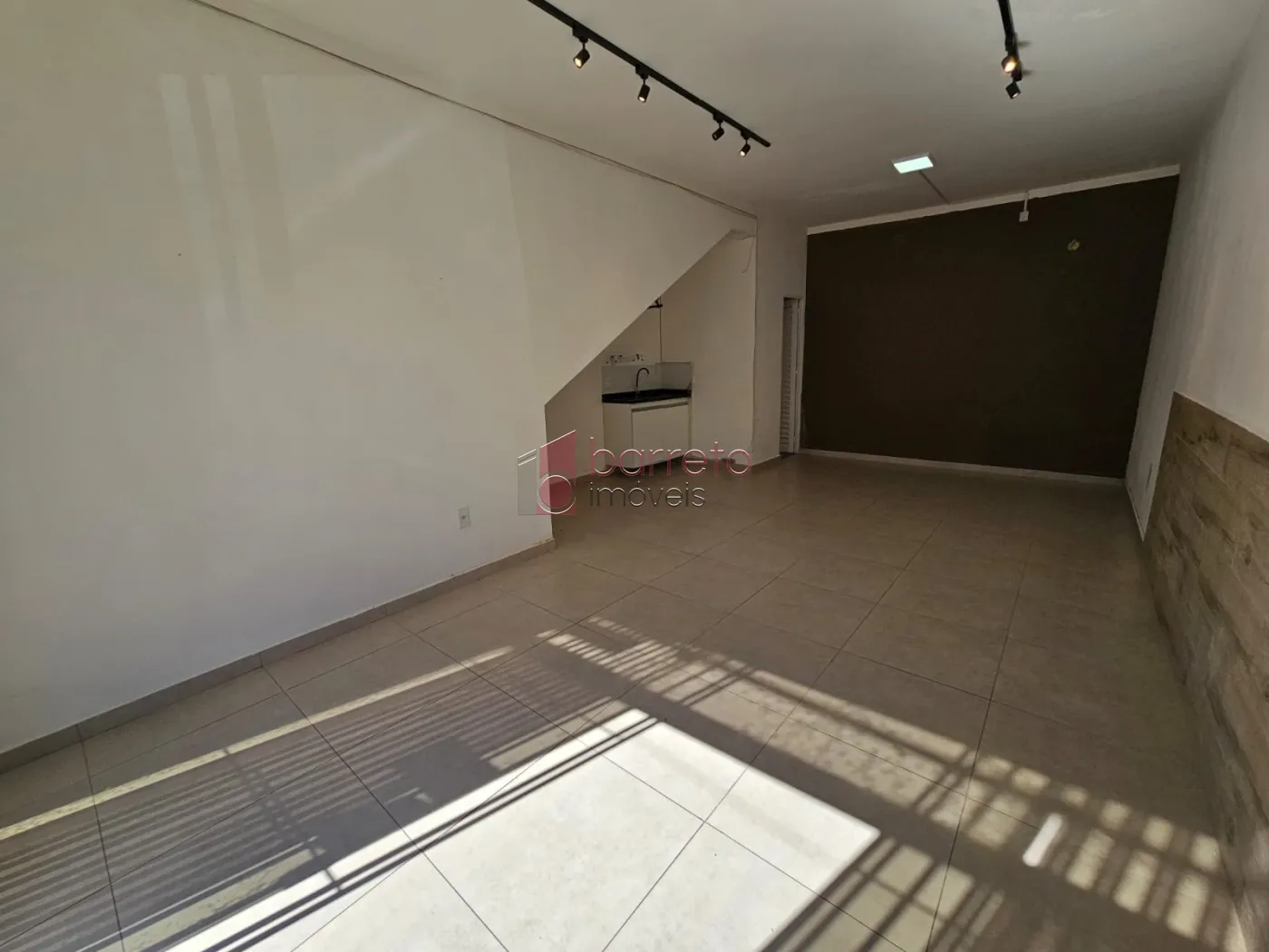 SALÃO COMERCIAL PARA LOCAÇÃO NO VIANELO – JUNDIAÍ/SP