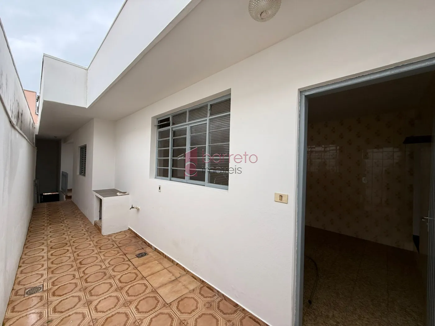 SOBRADO COM EDÍCULA PARA VENDA E LOCAÇÃO NA VILA APARECIDA – JUNDIAÍ/SP