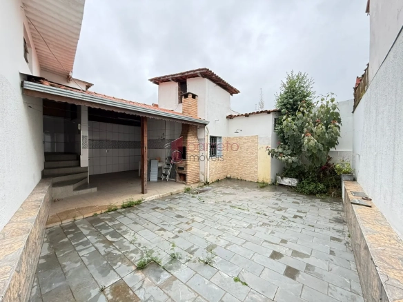 SOBRADO COM EDÍCULA PARA VENDA E LOCAÇÃO NA VILA APARECIDA – JUNDIAÍ/SP