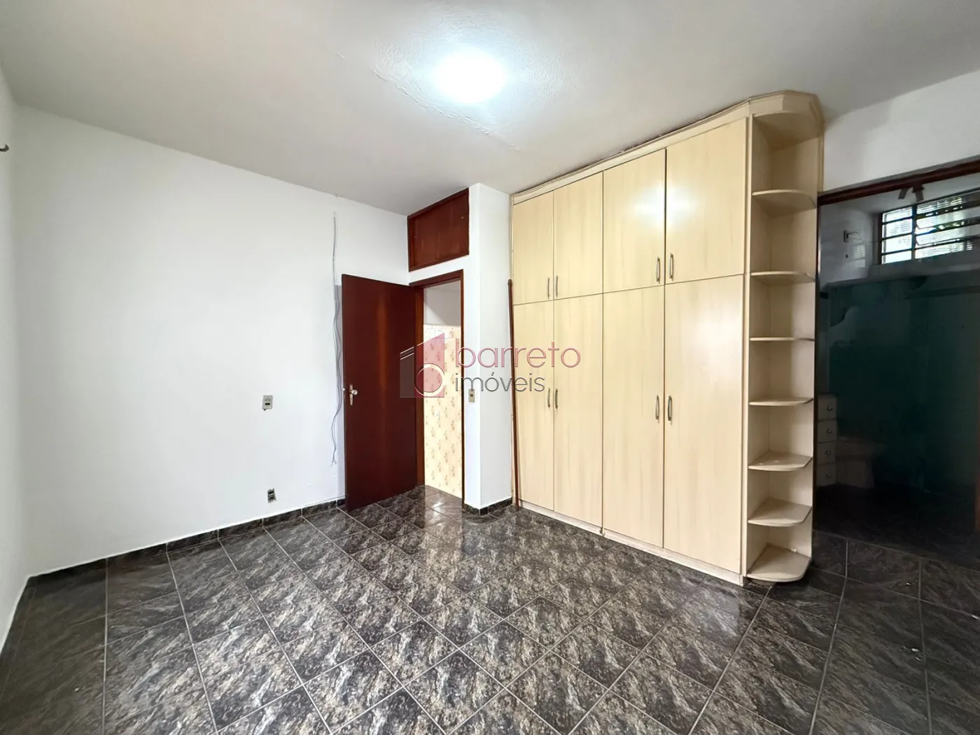 SOBRADO COM EDÍCULA PARA VENDA E LOCAÇÃO NA VILA APARECIDA – JUNDIAÍ/SP
