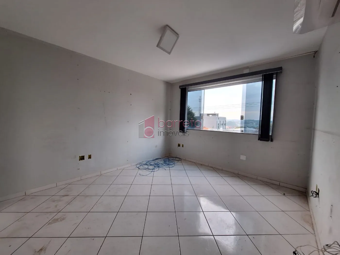 SOBRADO COMERCIAL PARA LOCAÇÃO NO BAIRRO VILA ARENS II – JUNDIAÍ/SP