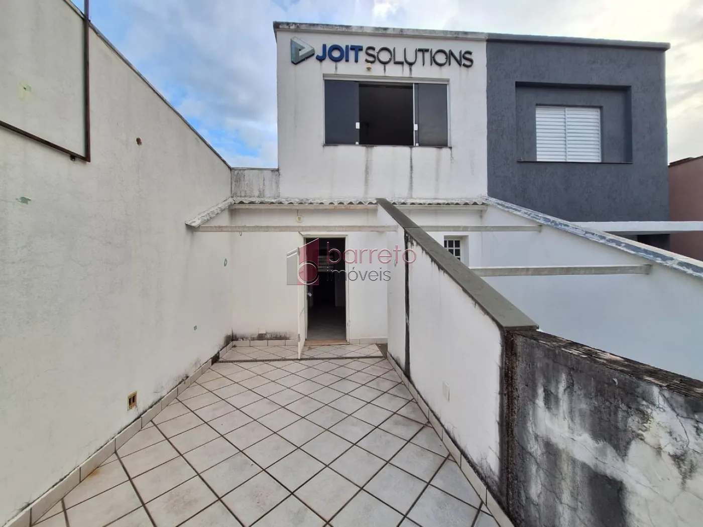SOBRADO COMERCIAL PARA LOCAÇÃO NO BAIRRO VILA ARENS II – JUNDIAÍ/SP