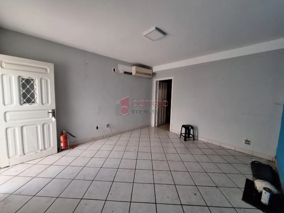 SOBRADO COMERCIAL PARA LOCAÇÃO NO BAIRRO VILA ARENS II – JUNDIAÍ/SP