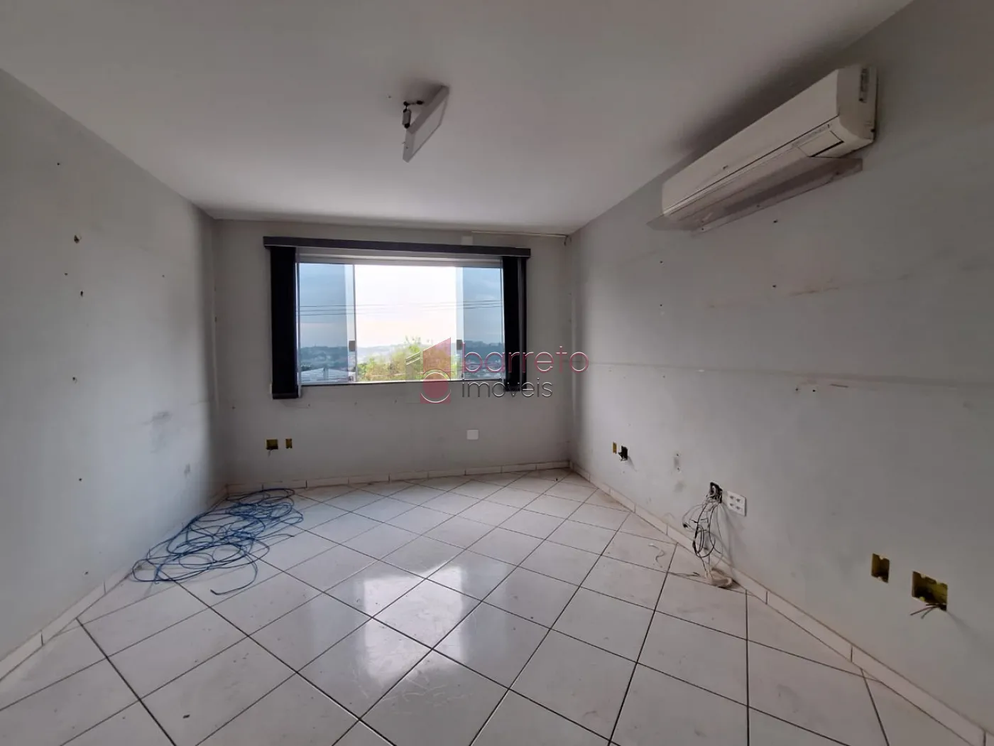 SOBRADO COMERCIAL PARA LOCAÇÃO NO BAIRRO VILA ARENS II – JUNDIAÍ/SP