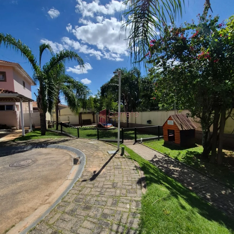 SOBRADO MOBILIADO PARA LOCAÇÃO NO CONDOMÍNIO BELLA COLÔNIA – JUNDIAÍ/SP