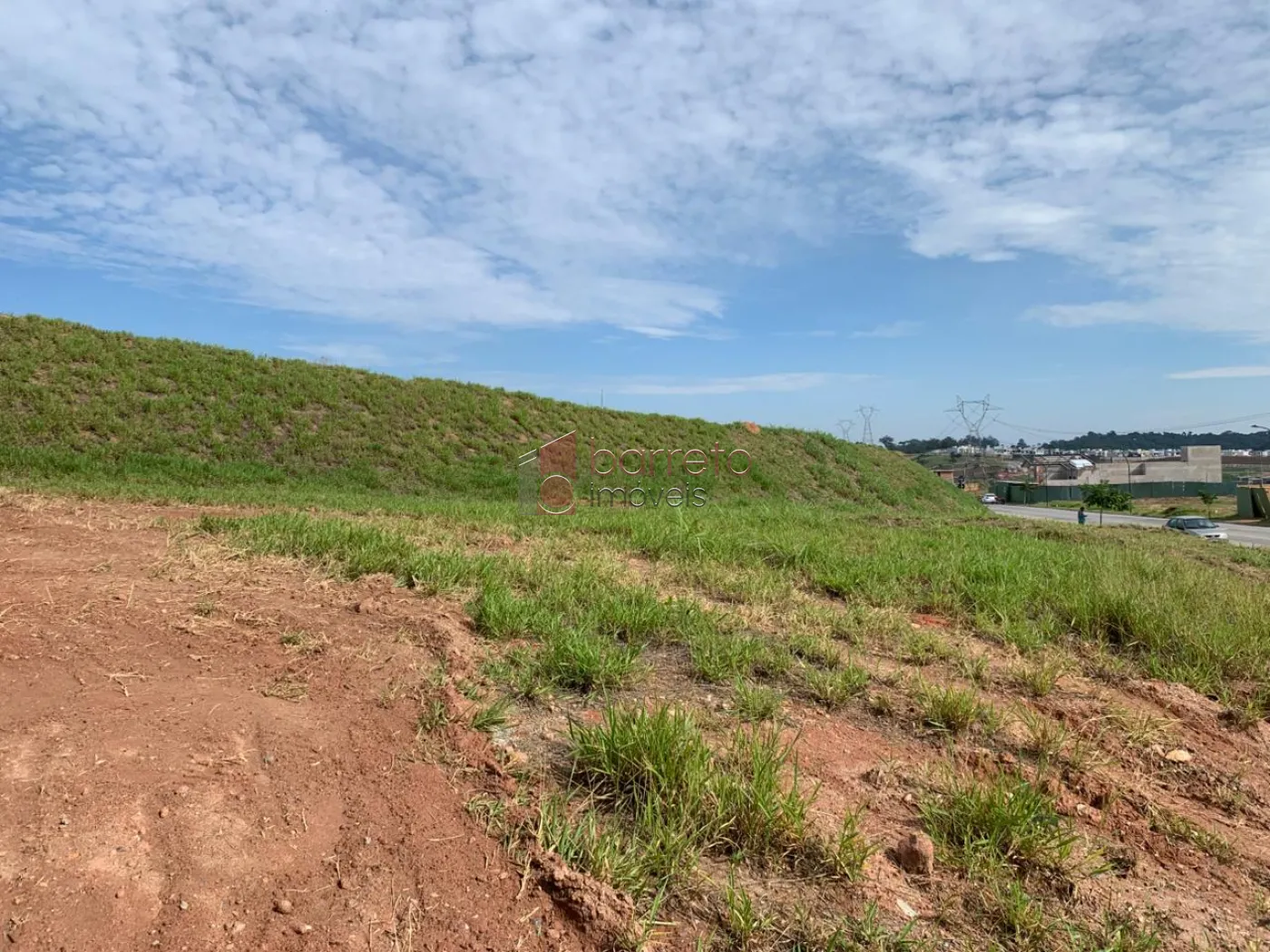 TERRENO À VENDA NO CONDOMÍNIO PORTAL DOS LAGOS EM JUNDIAÍ/SP