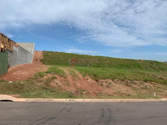 TERRENO À VENDA NO CONDOMÍNIO PORTAL DOS LAGOS EM JUNDIAÍ/SP