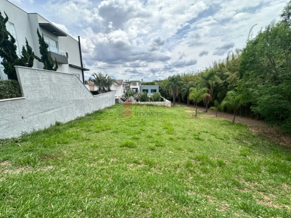 TERRENO À VENDA NO CONDOMÍNIO RESERVA DA SERRA EM JUNDIAÍ/SP