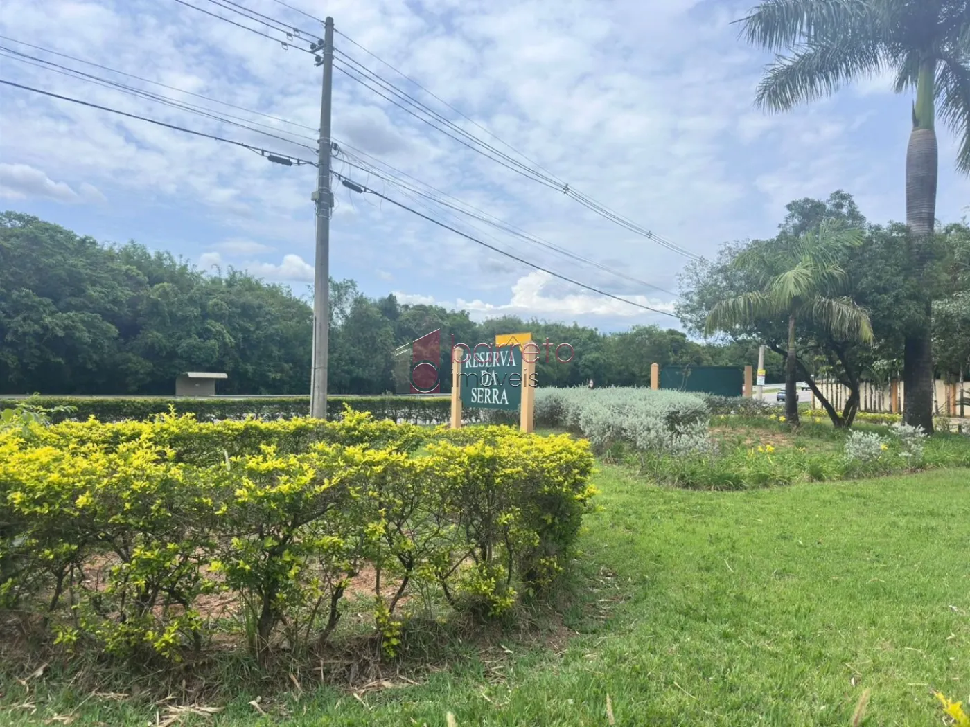 TERRENO À VENDA NO CONDOMÍNIO RESERVA DA SERRA EM JUNDIAÍ/SP