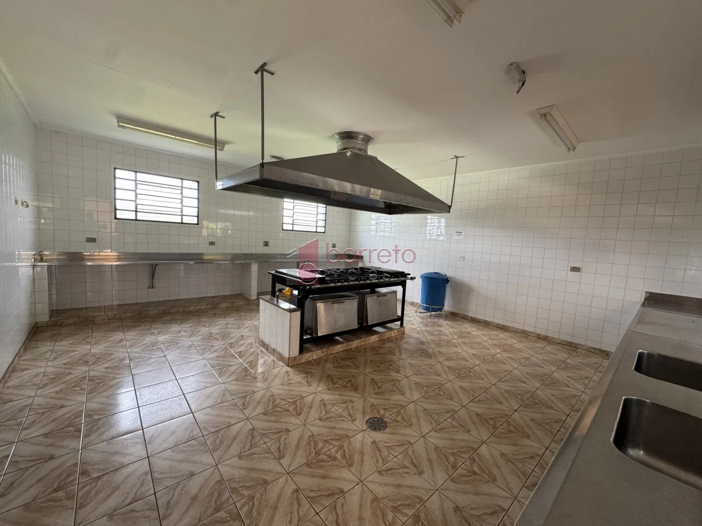 CHÁCARA / ESPAÇO PARA EVENTOS À VENDA EM CAMPO LIMPO PAULISTA/SP