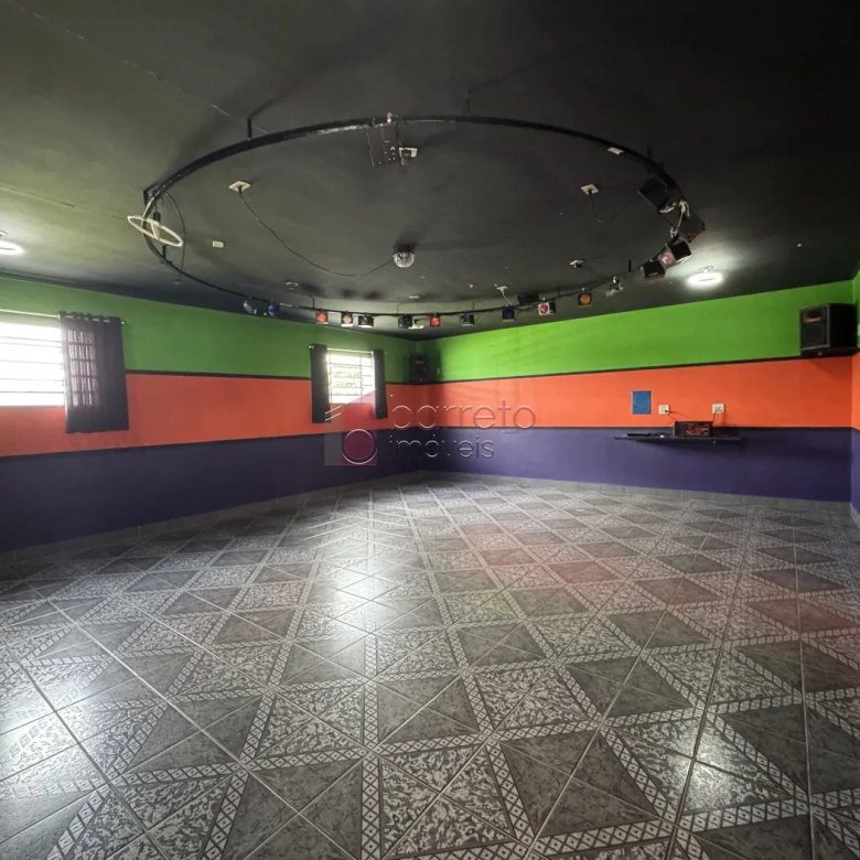 CHÁCARA / ESPAÇO PARA EVENTOS À VENDA EM CAMPO LIMPO PAULISTA/SP