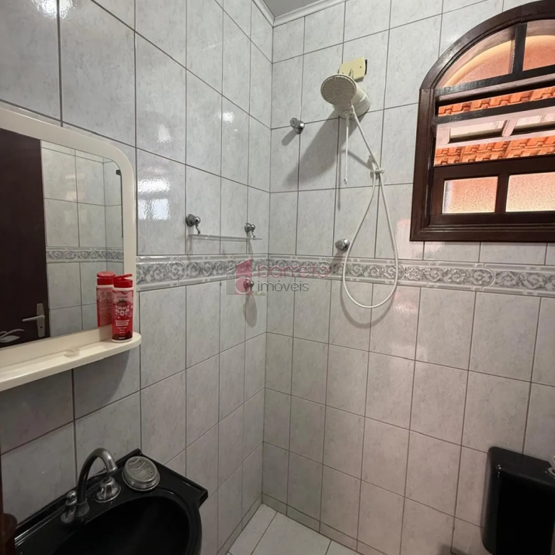 CHÁCARA COM 05 SUÍTES À VENDA NO BAIRRO MINAS DE INHANDJARA – ITUPEVA/SP