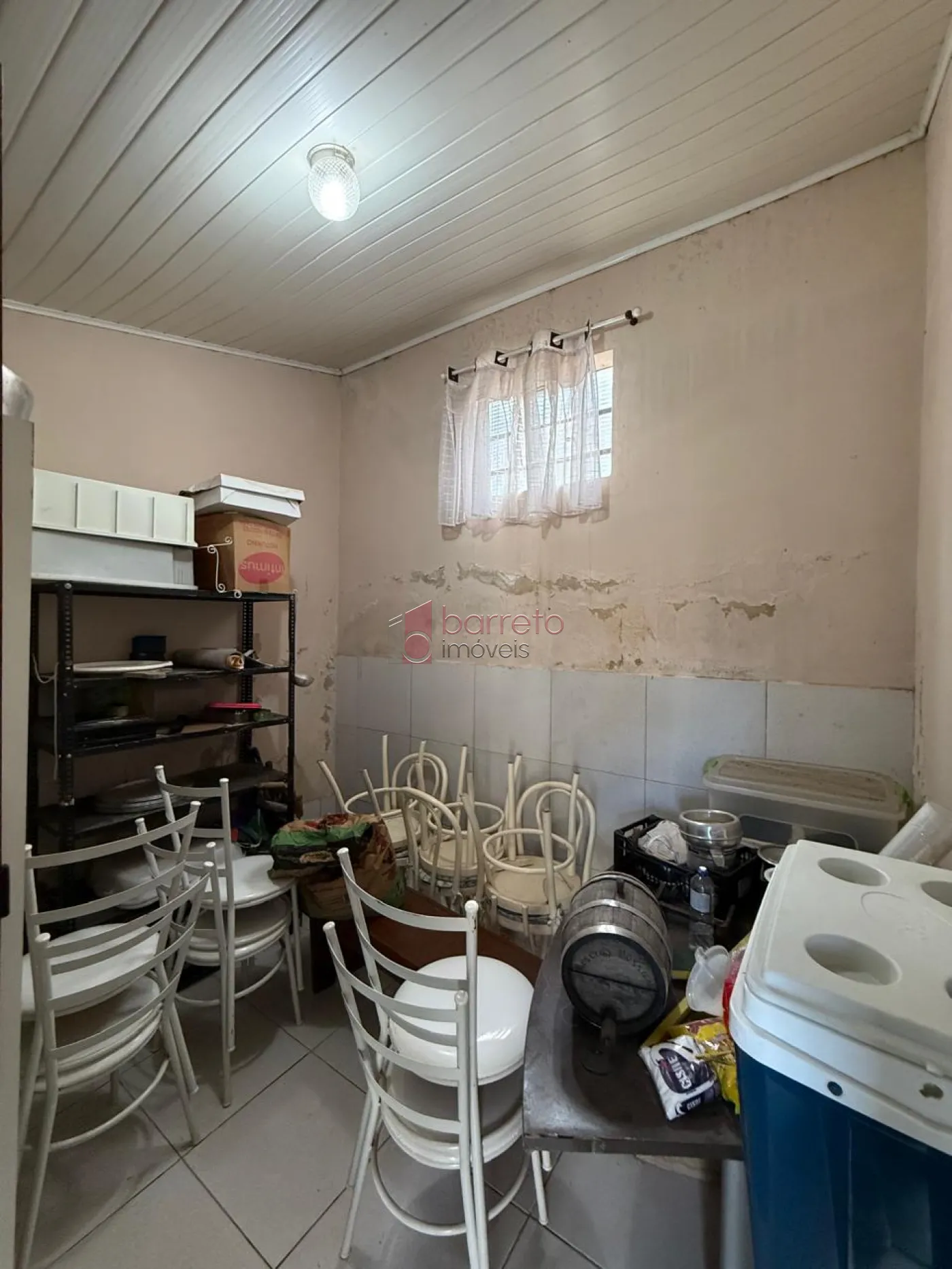 CHÁCARA COM 05 SUÍTES À VENDA NO BAIRRO MINAS DE INHANDJARA – ITUPEVA/SP