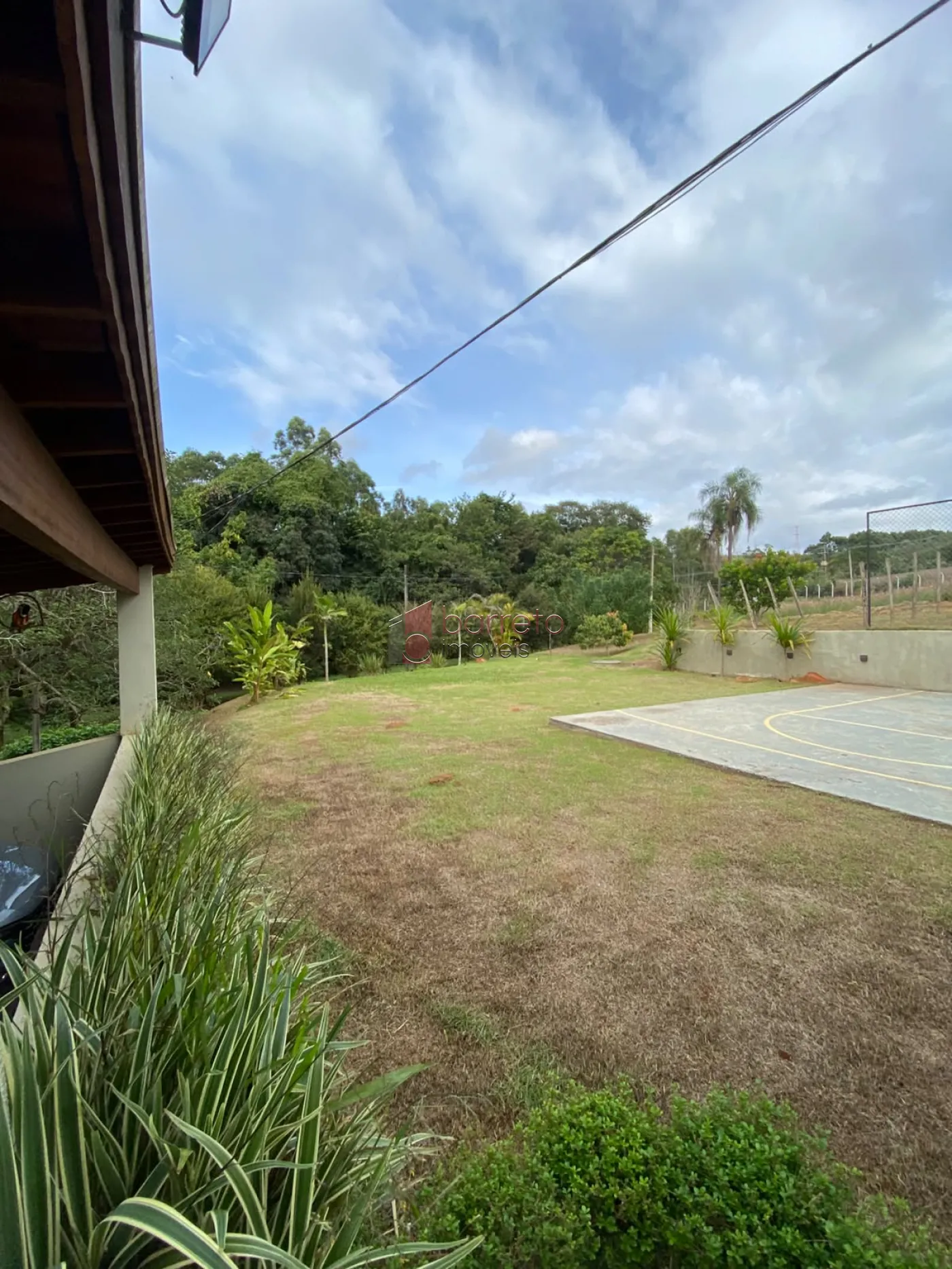 SÍTIO COM 20.530 M² – 03 CASAS INDEPENDENTES – ITUPEVA/SP