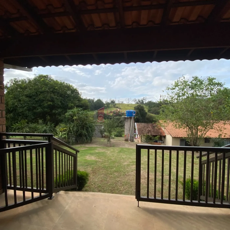 SÍTIO COM 20.530 M² – 03 CASAS INDEPENDENTES – ITUPEVA/SP