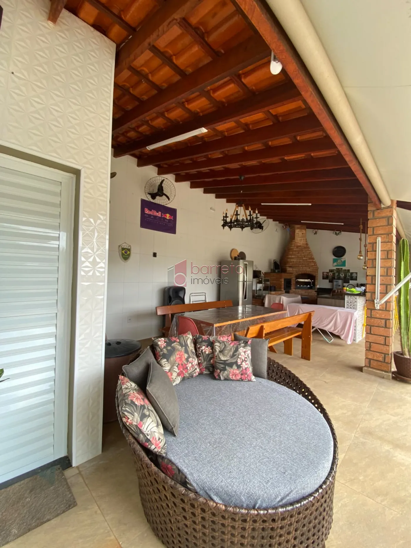 SÍTIO COM 20.530 M² – 03 CASAS INDEPENDENTES – ITUPEVA/SP