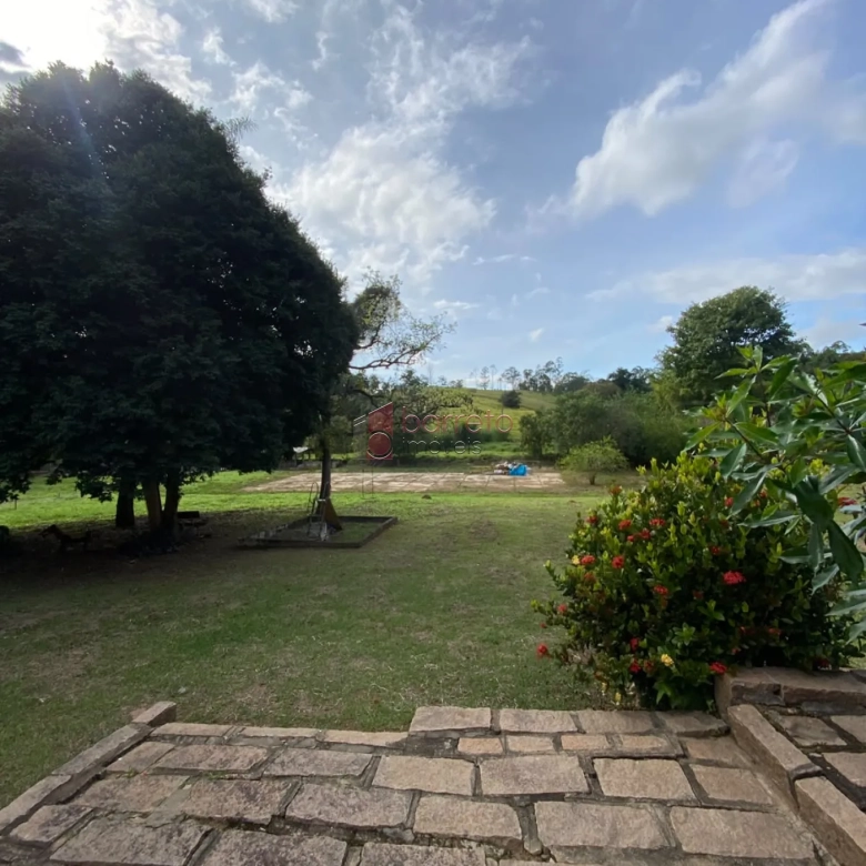SÍTIO COM 20.530 M² – 03 CASAS INDEPENDENTES – ITUPEVA/SP