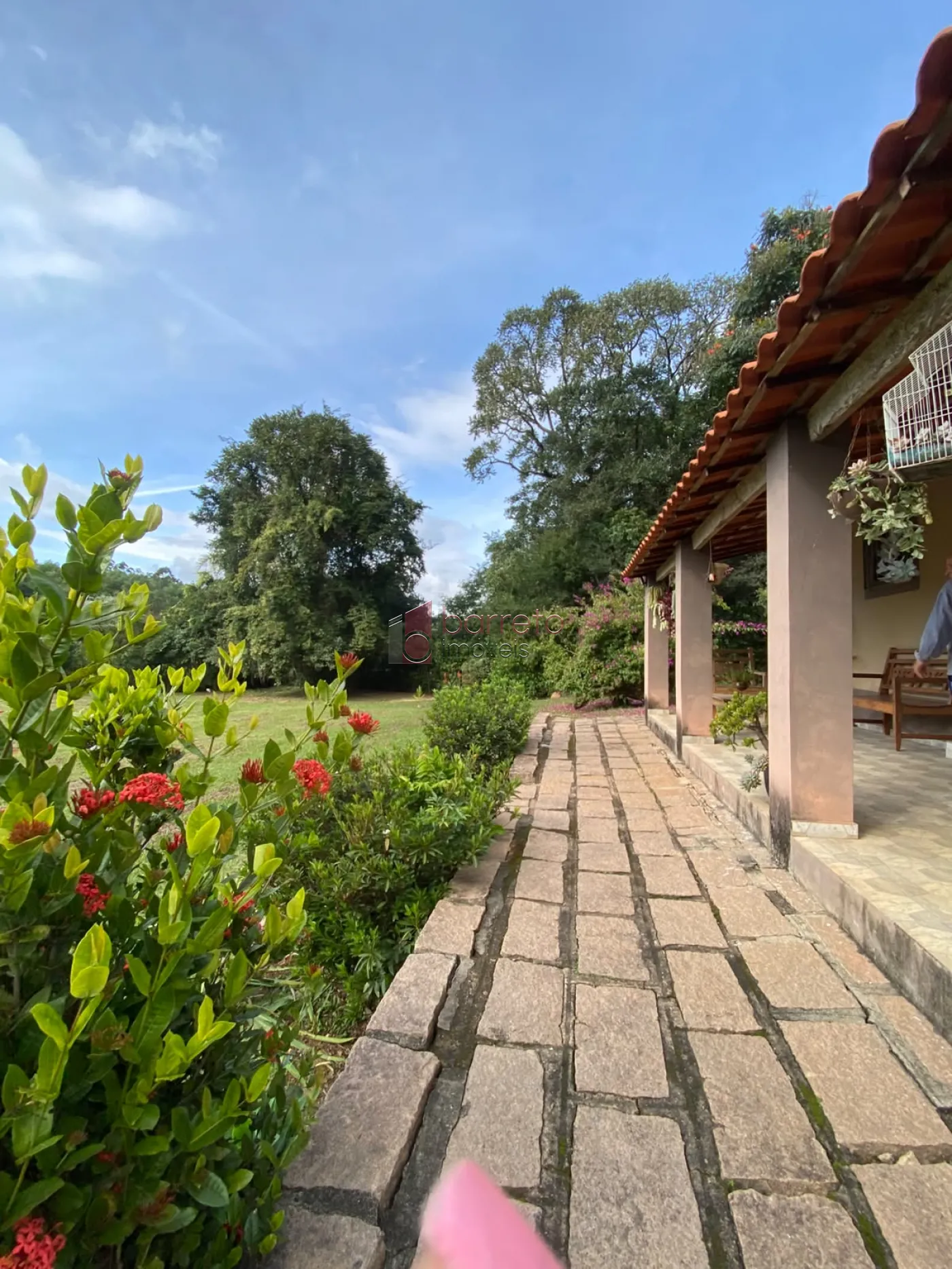SÍTIO COM 20.530 M² – 03 CASAS INDEPENDENTES – ITUPEVA/SP