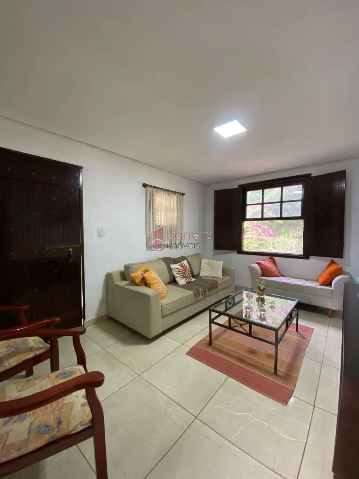 SÍTIO COM 20.530 M² – 03 CASAS INDEPENDENTES – ITUPEVA/SP
