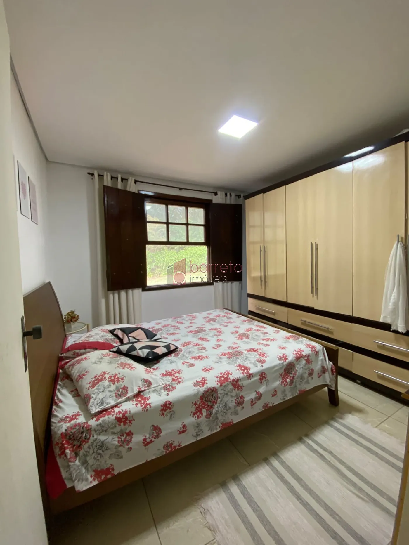 SÍTIO COM 20.530 M² – 03 CASAS INDEPENDENTES – ITUPEVA/SP