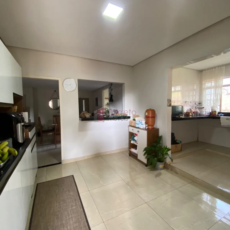 SÍTIO COM 20.530 M² – 03 CASAS INDEPENDENTES – ITUPEVA/SP