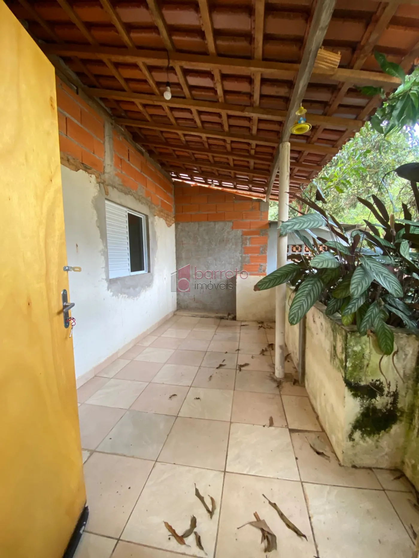 SÍTIO COM 20.530 M² – 03 CASAS INDEPENDENTES – ITUPEVA/SP