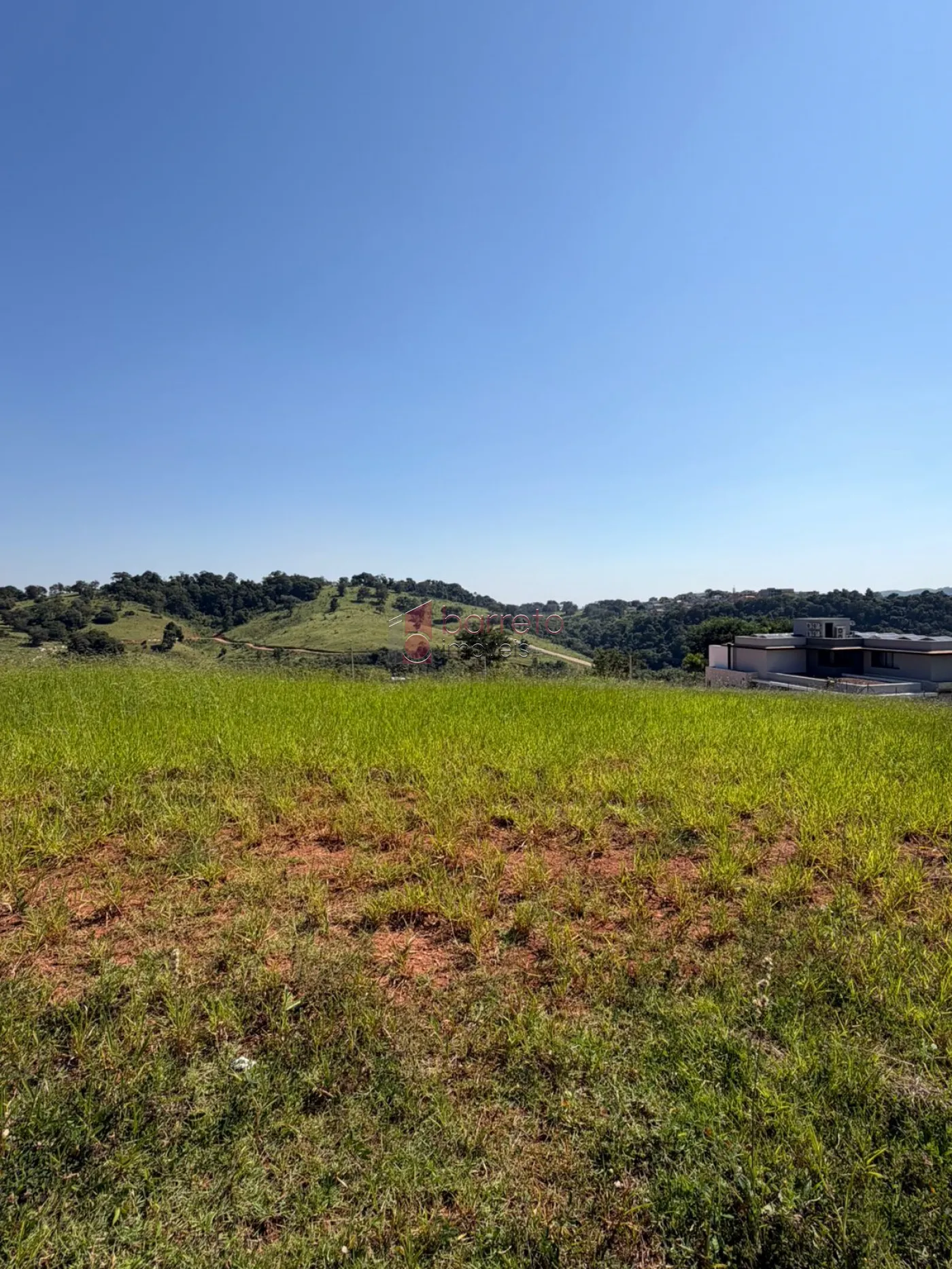 TERRENO À VENDA NO CONDOMÍNIO RESERVA SANTA MÔNICA EM ITUPEVA/SP
