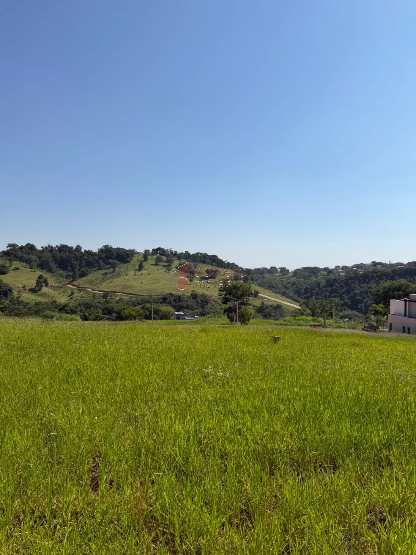 TERRENO À VENDA NO CONDOMÍNIO RESERVA SANTA MÔNICA EM ITUPEVA/SP