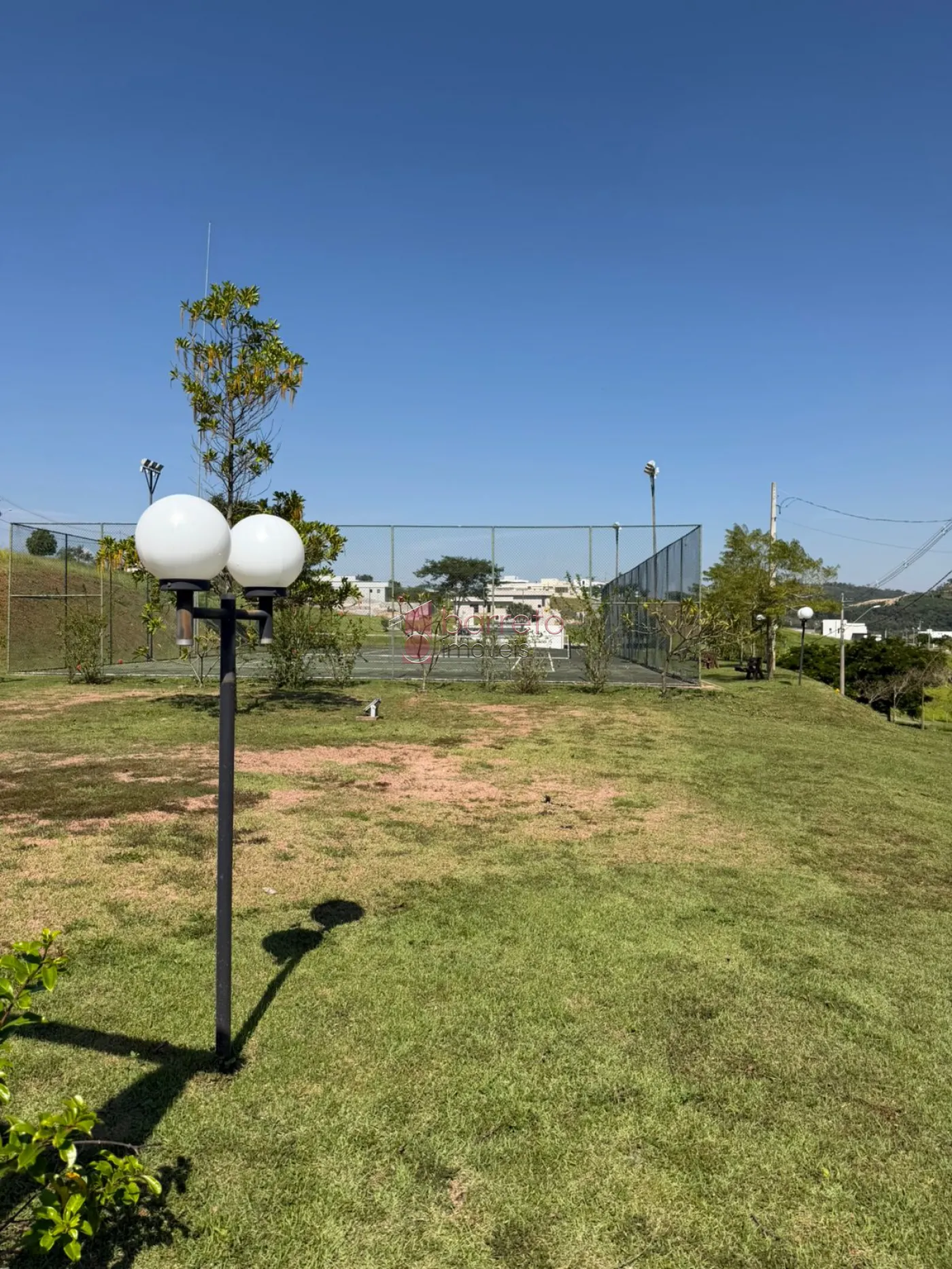 TERRENO À VENDA NO CONDOMÍNIO RESERVA SANTA MÔNICA EM ITUPEVA/SP