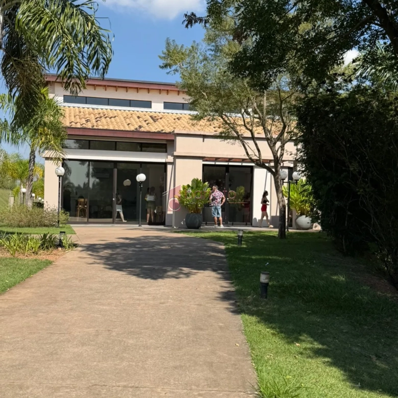 TERRENO À VENDA NO CONDOMÍNIO RESERVA SANTA MÔNICA EM ITUPEVA/SP