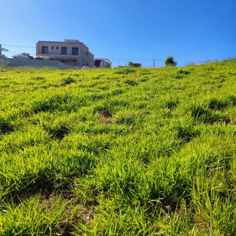 TERRENO À VENDA NO CONDOMÍNIO RESERVA SANTA MÔNICA EM ITUPEVA/SP