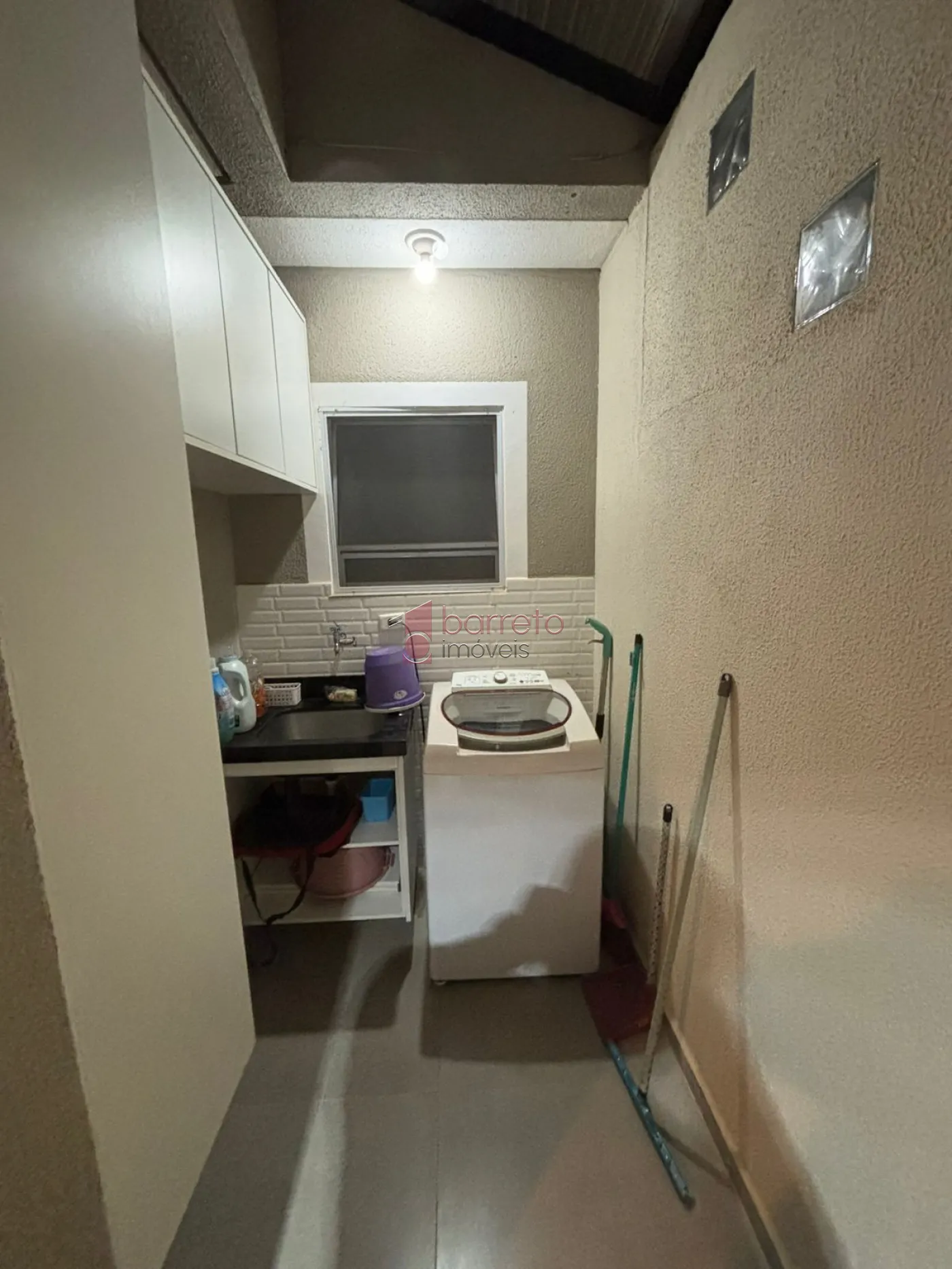 CASA COM 02 SUÍTES À VENDA NO RESERVA DOS MANACÁS – BAIRRO NOVA TRIESTE EM JARINU/SP