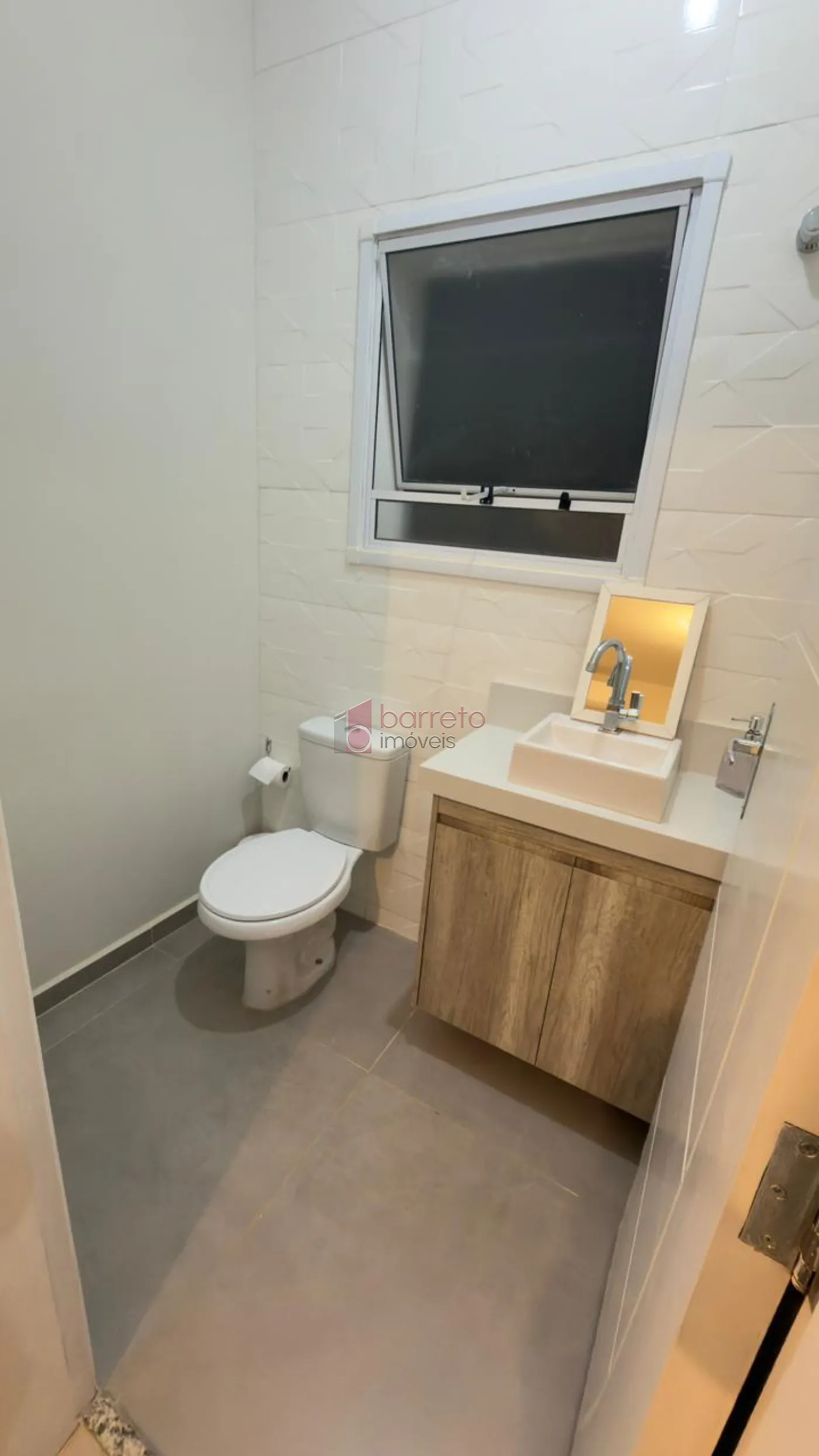 CASA COM 02 SUÍTES À VENDA NO RESERVA DOS MANACÁS – BAIRRO NOVA TRIESTE EM JARINU/SP