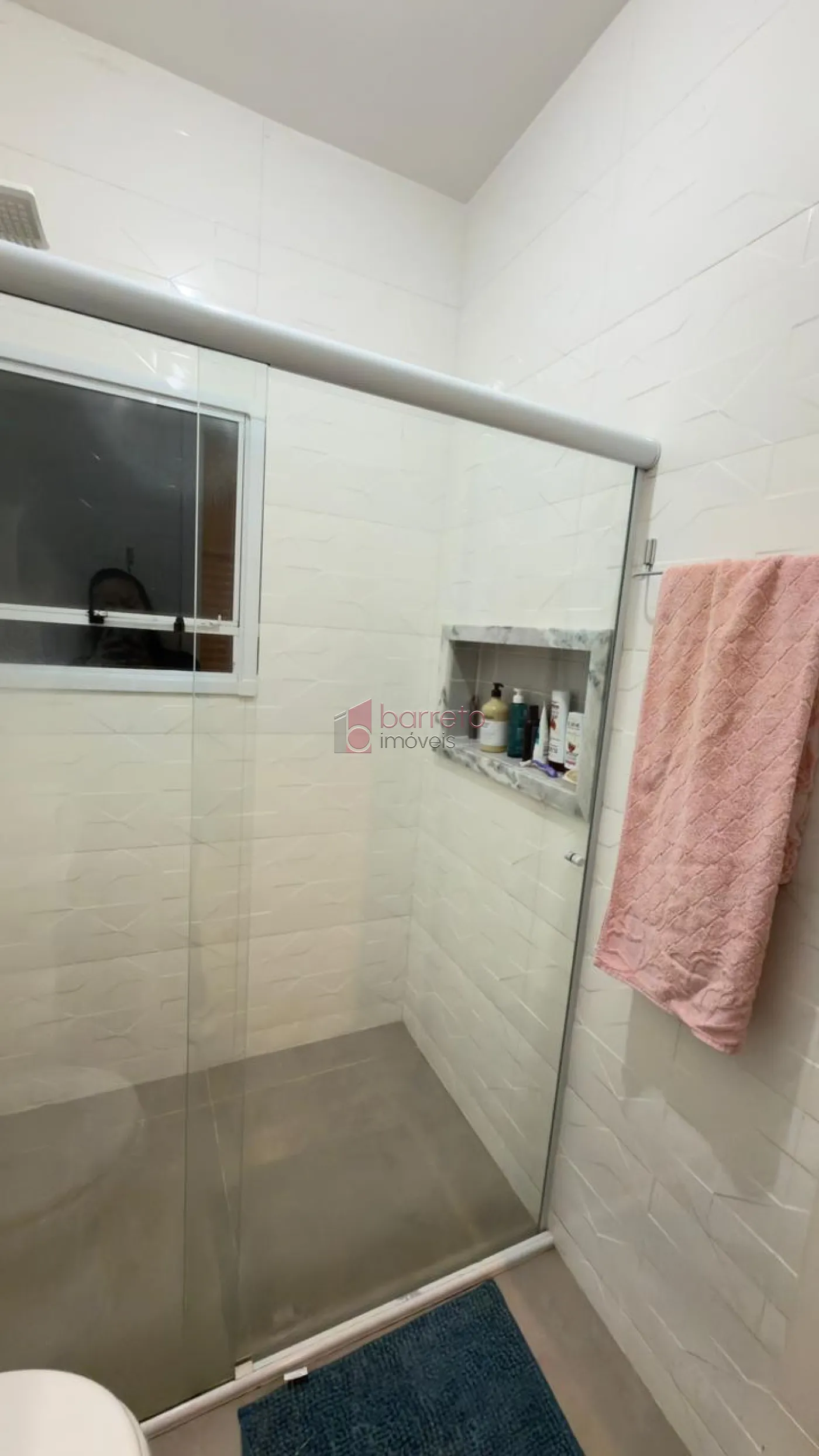CASA COM 02 SUÍTES À VENDA NO RESERVA DOS MANACÁS – BAIRRO NOVA TRIESTE EM JARINU/SP