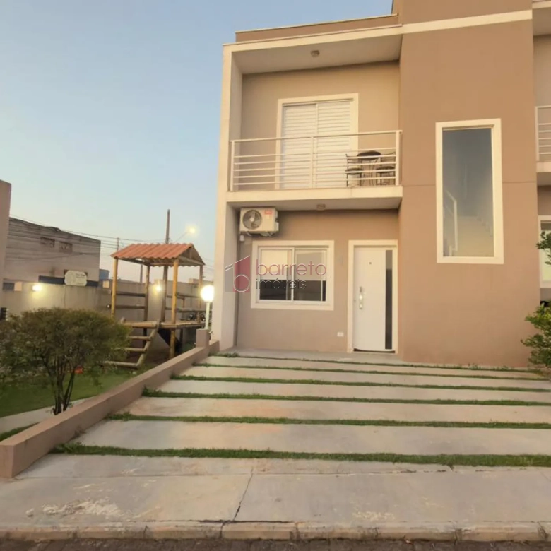 CASA COM 02 SUÍTES À VENDA NO RESERVA DOS MANACÁS – BAIRRO NOVA TRIESTE EM JARINU/SP
