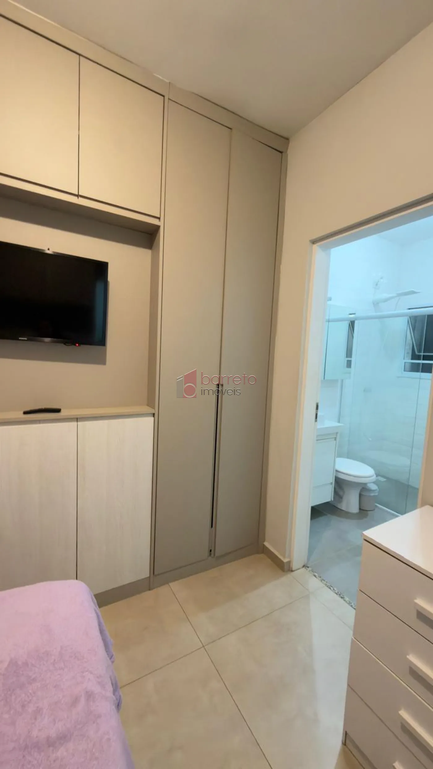 CASA COM 02 SUÍTES À VENDA NO RESERVA DOS MANACÁS – BAIRRO NOVA TRIESTE EM JARINU/SP