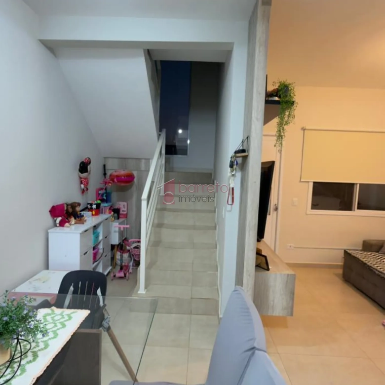 CASA COM 02 SUÍTES À VENDA NO RESERVA DOS MANACÁS – BAIRRO NOVA TRIESTE EM JARINU/SP