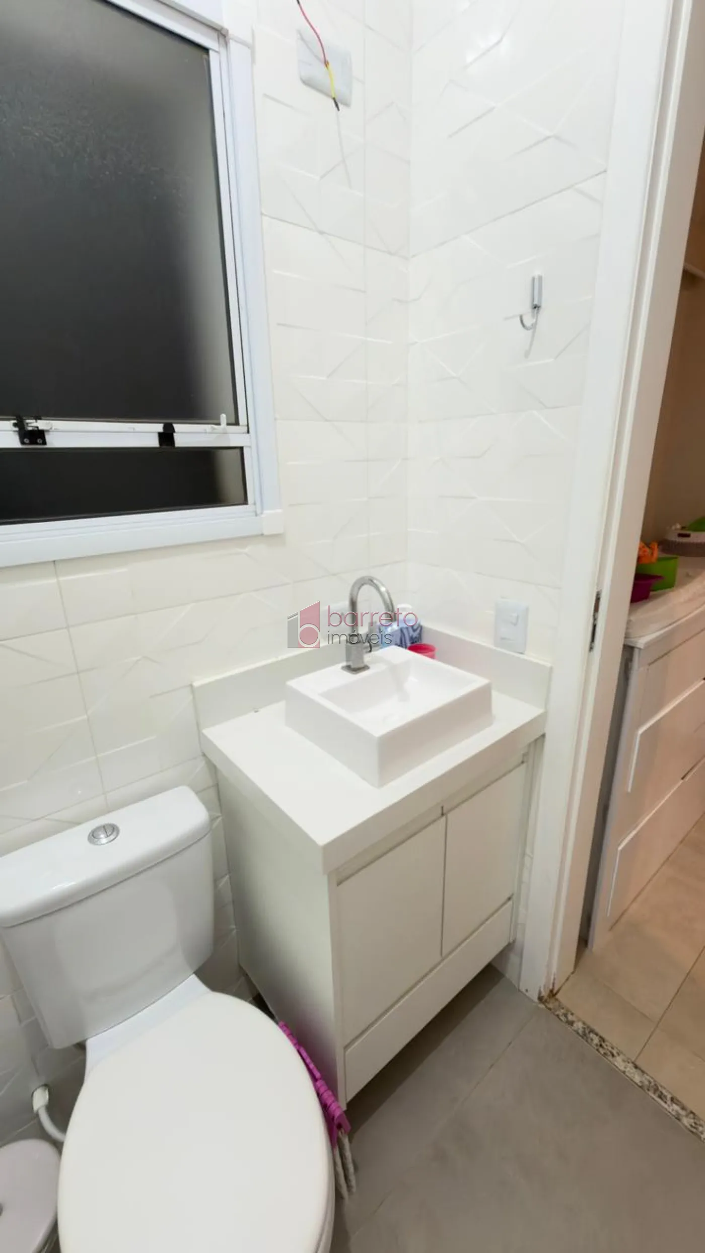 CASA COM 02 SUÍTES À VENDA NO RESERVA DOS MANACÁS – BAIRRO NOVA TRIESTE EM JARINU/SP