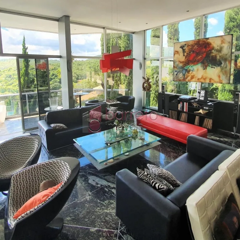 CASA ALTO PADRÃO À VENDA NO CONDOMÍNIO CHÁCARA MALOTA EM JUNDIAÍ/SP