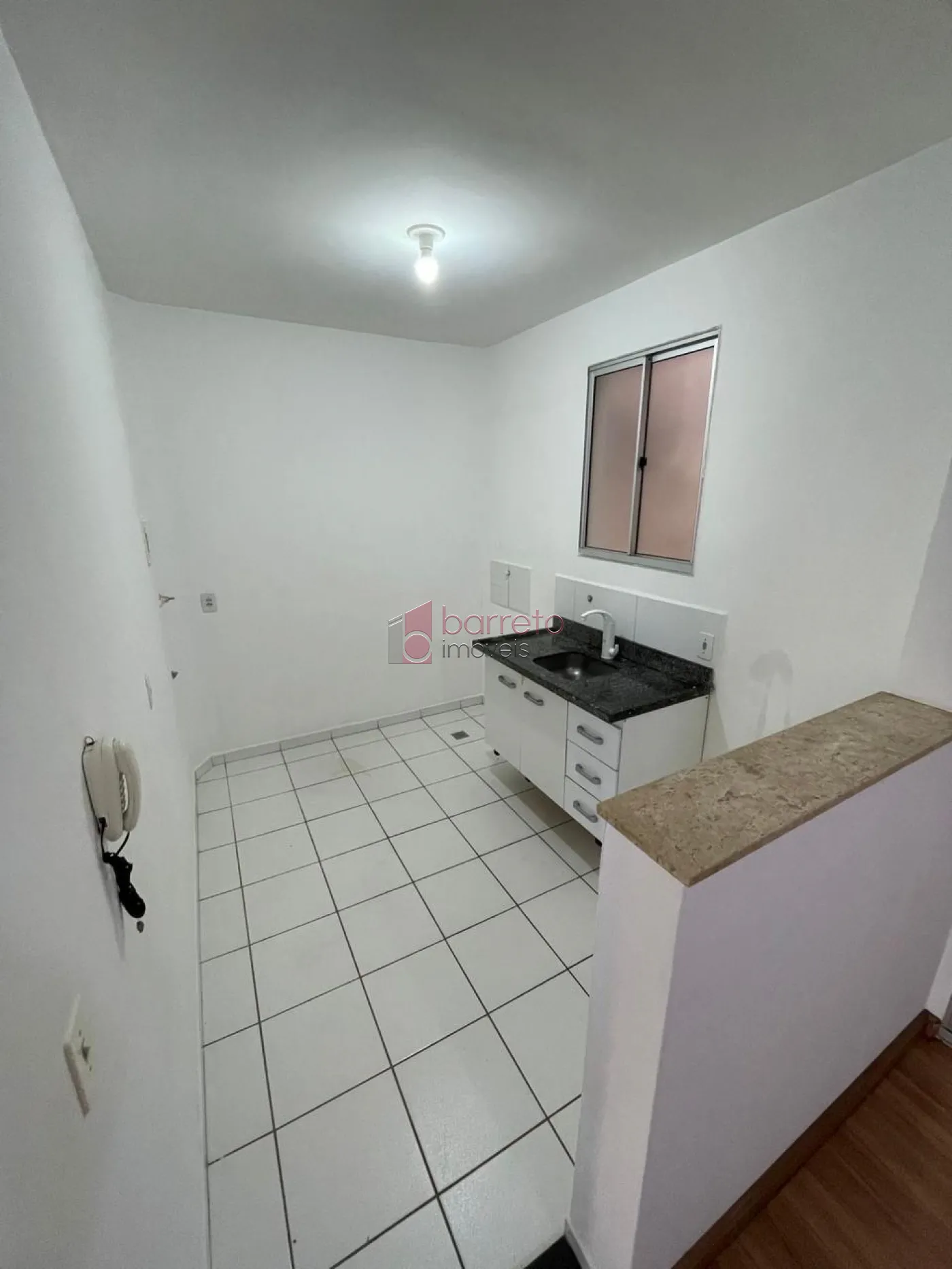 APARTAMENTO TÉRREO PARA LOCAÇÃO E VENDA NO CONDOMÍNIO PARQUE JAMILE – JUNDIAÍ/SP