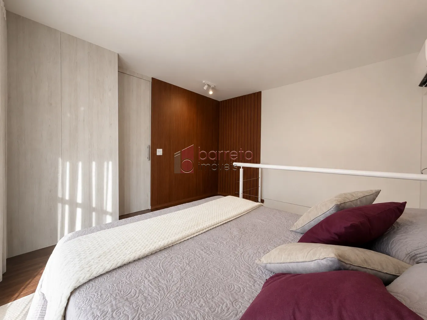 APARTAMENTO À VENDA – 01 QUARTO COM CLOSET – VIVERE DUPLEX – JUNDIAÍ/SP