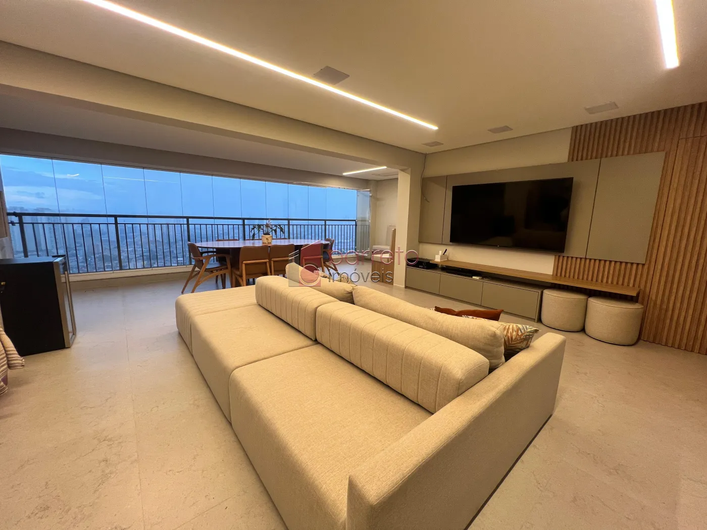 APARTAMENTO À VENDA NO CONDOMÍNIO RESERVA ALTA VISTA EM JUNDIAÍ/SP